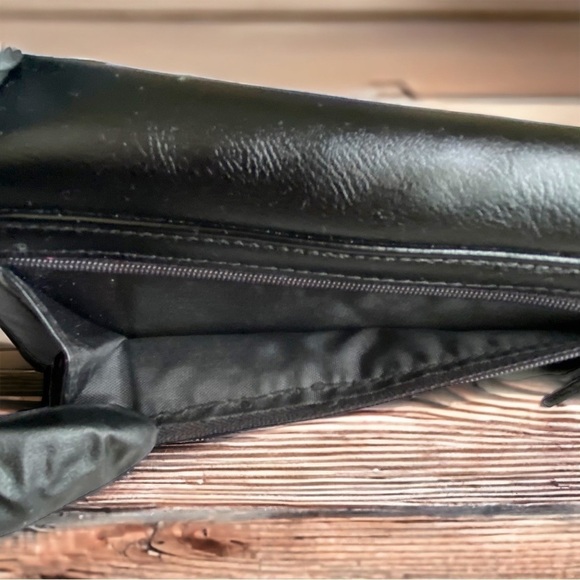 🍄Leather Liz Claiborne Wallet - Picture 6 of 6